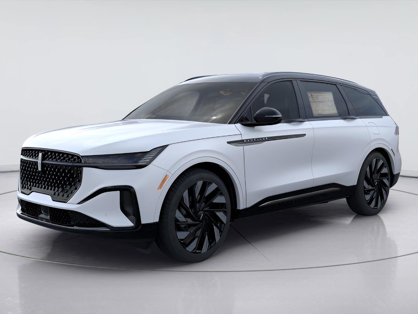 White Platinum Metallic Tri-Coat 2026 Lincoln Nautilus SUV / Crossover All-Wheel Drive 8-Speed Automatic