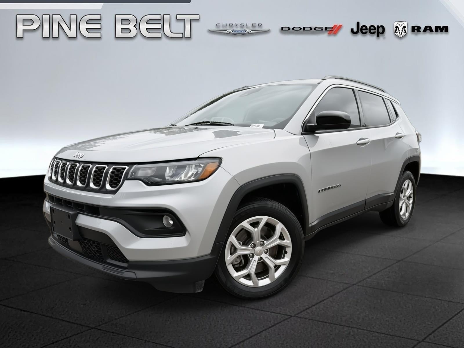 Silver Zynith Metallic Clearcoat 2024 Jeep Compass SUV / Crossover Four-Wheel Drive 8-Speed Automatic