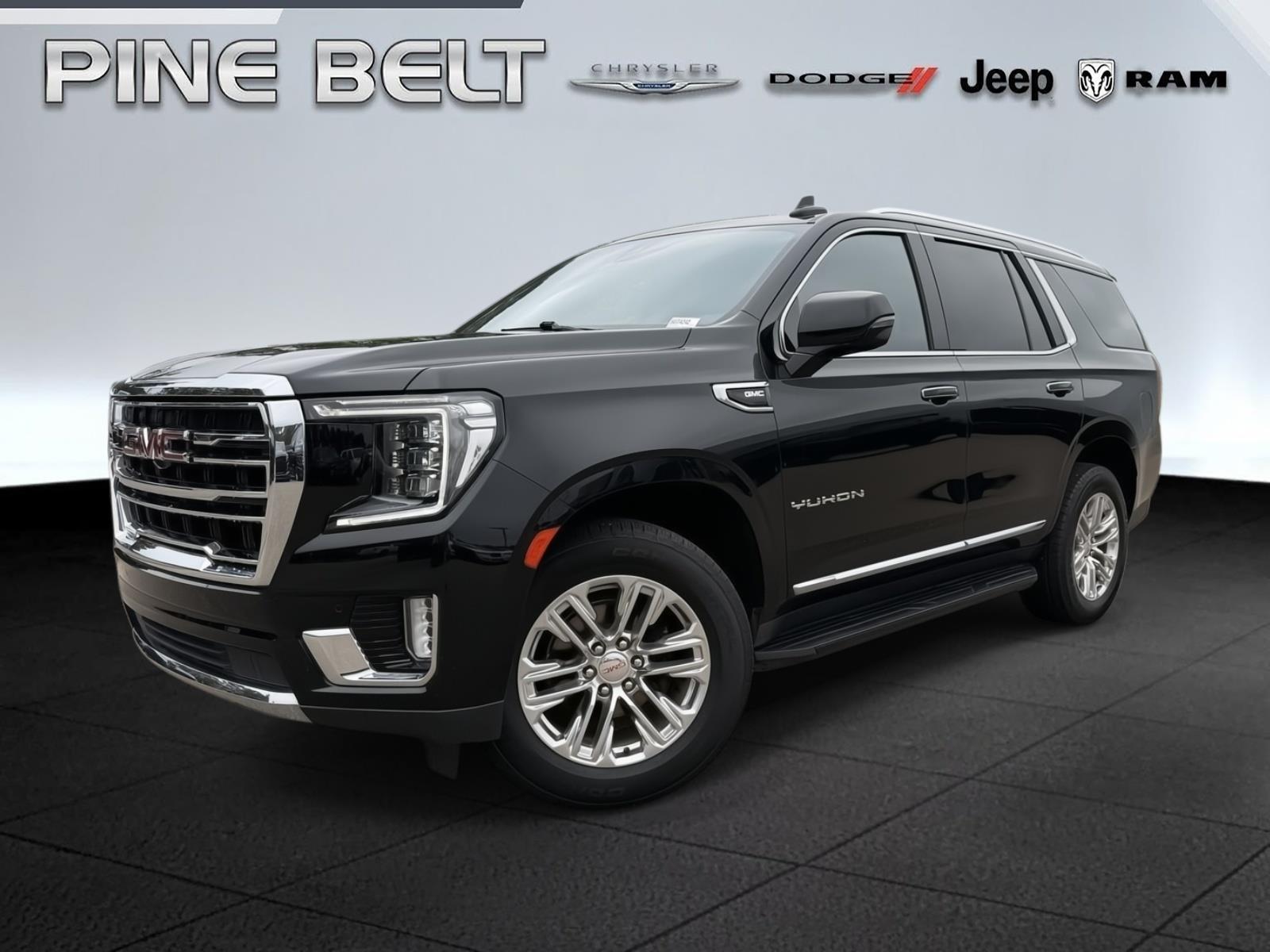  2022 GMC Yukon SLT RWD   