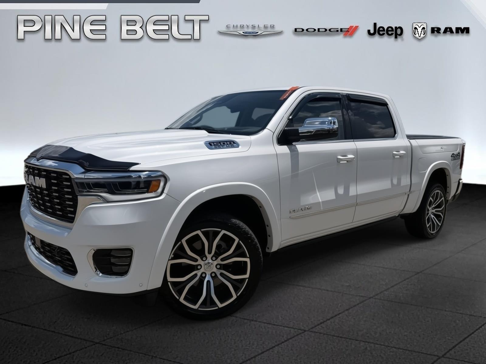 Ivory White Tri-Coat Pearlcoat 2025 RAM 1500 Tungsten Crew Cab 4WD Pickup Truck Four-Wheel Drive 8-Speed Automatic