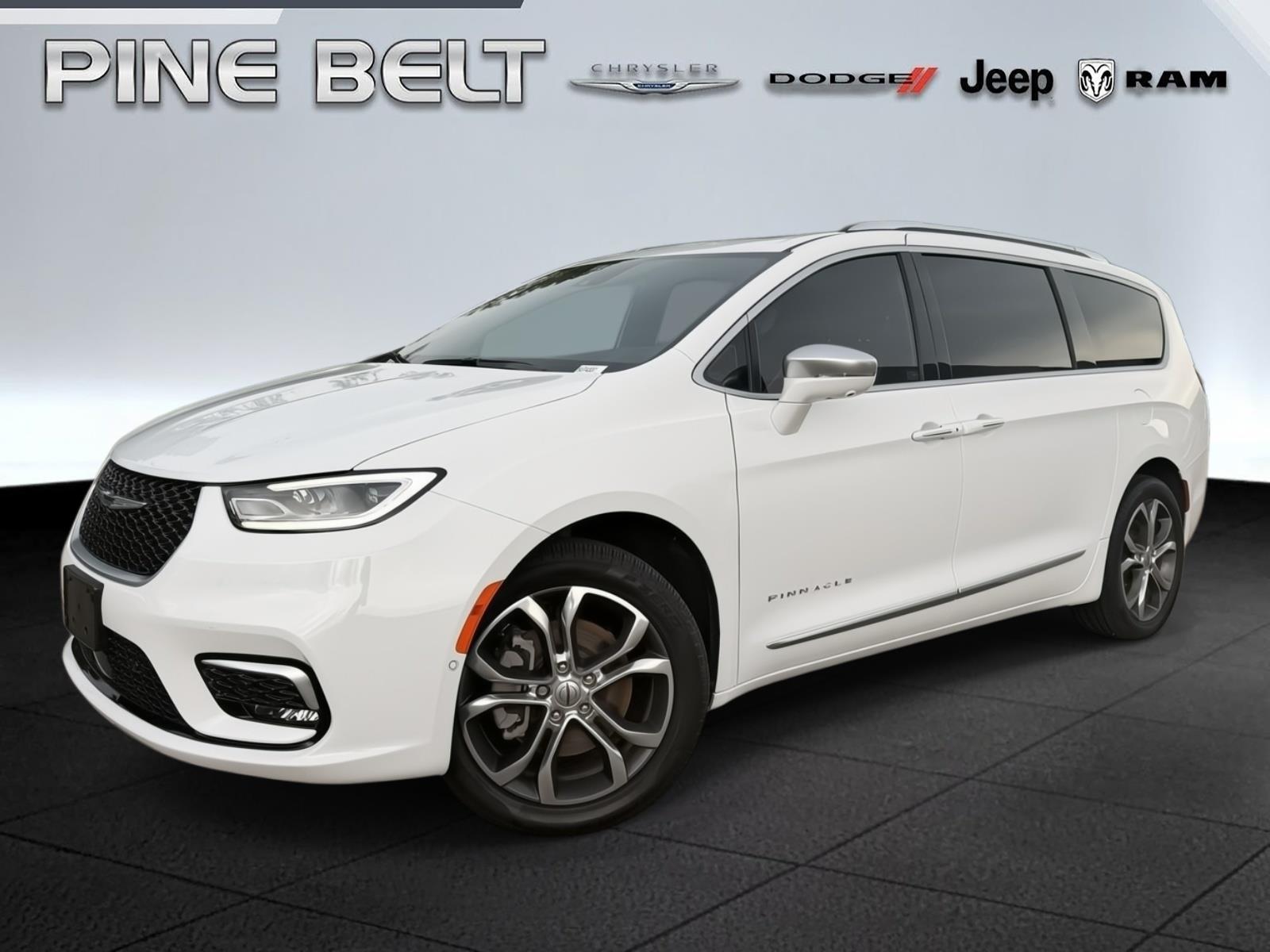 Bright White Clearcoat 2024 Chrysler Pacifica Pinnacle AWD Minivan All-Wheel Drive 9-Speed Automatic