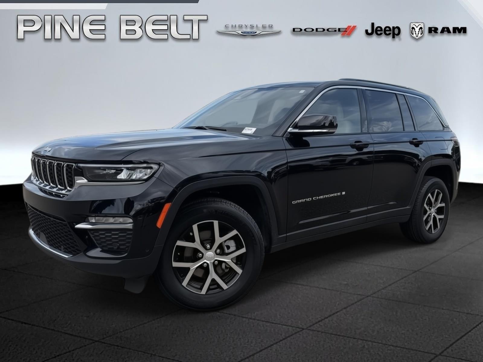 Diamond Black Crystal Pearlcoat 2025 Jeep Grand Cherokee SUV / Crossover Four-Wheel Drive 8-Speed Automatic