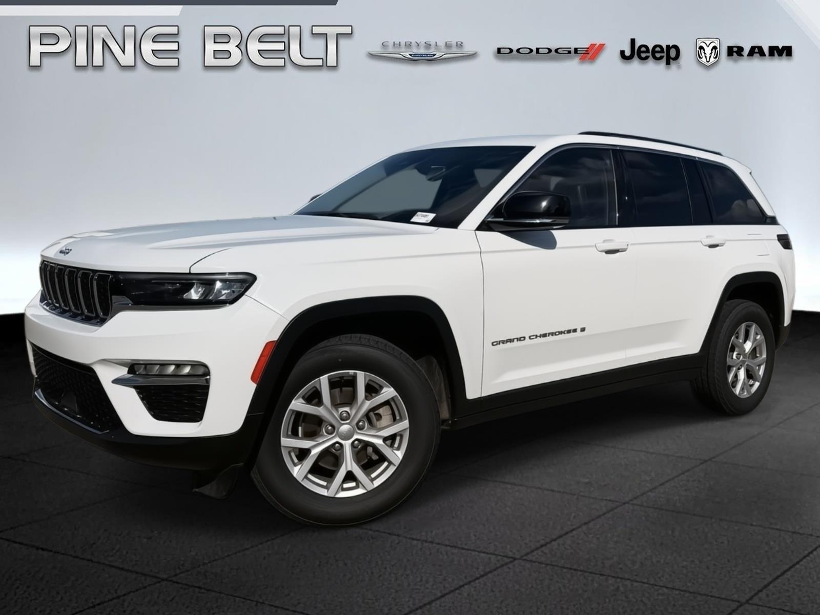 Bright White Clearcoat 2022 Jeep Grand Cherokee SUV / Crossover 4X2 8-Speed Automatic