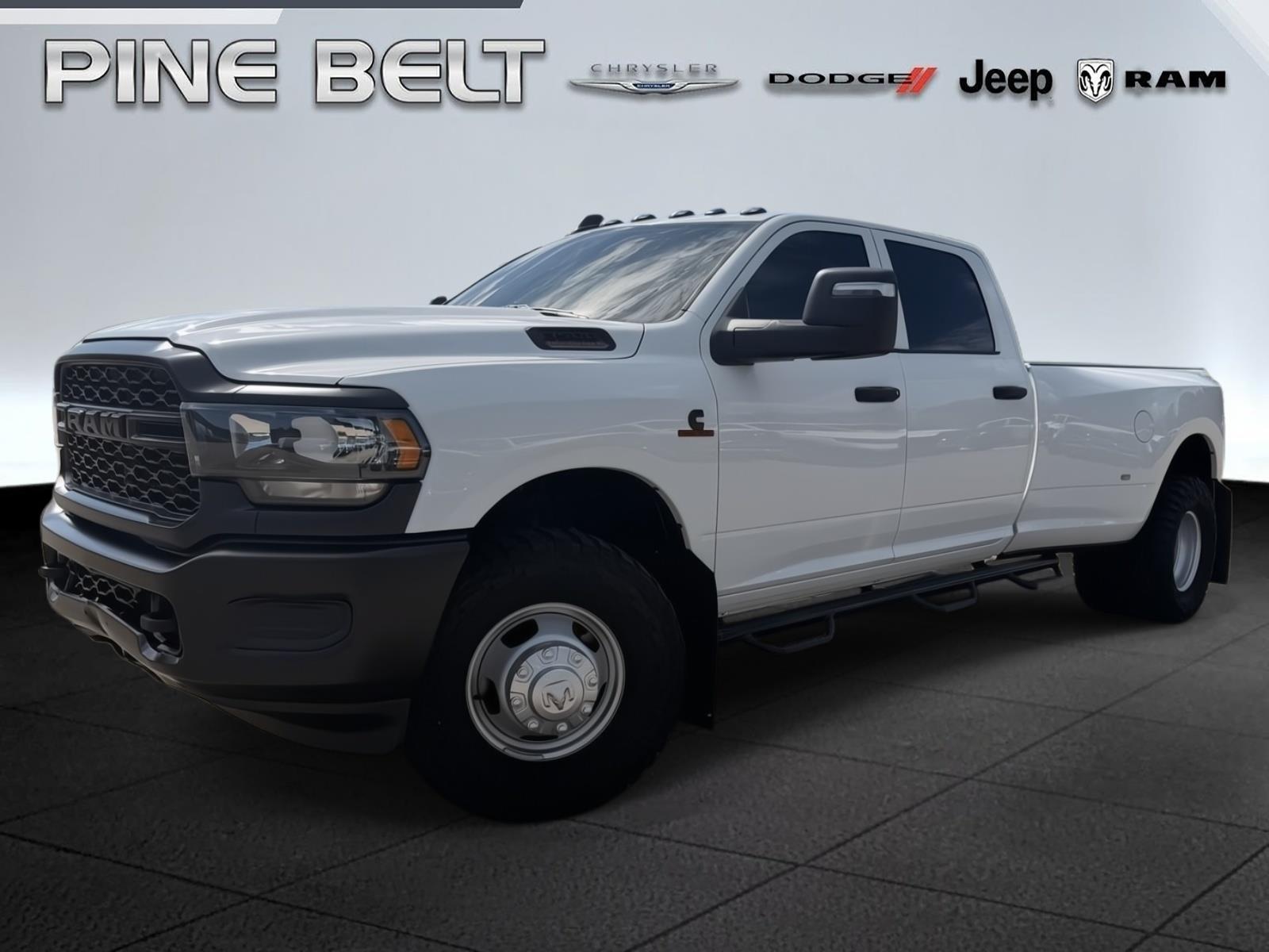 Bright White Clearcoat 2024 RAM 3500 Pickup Truck Four-Wheel Drive 6-Speed Automatic