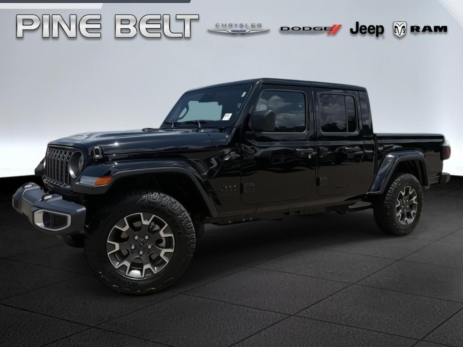 Black Clearcoat 2026 Jeep Gladiator Pickup Truck Four-Wheel Drive 8-Speed Automatic