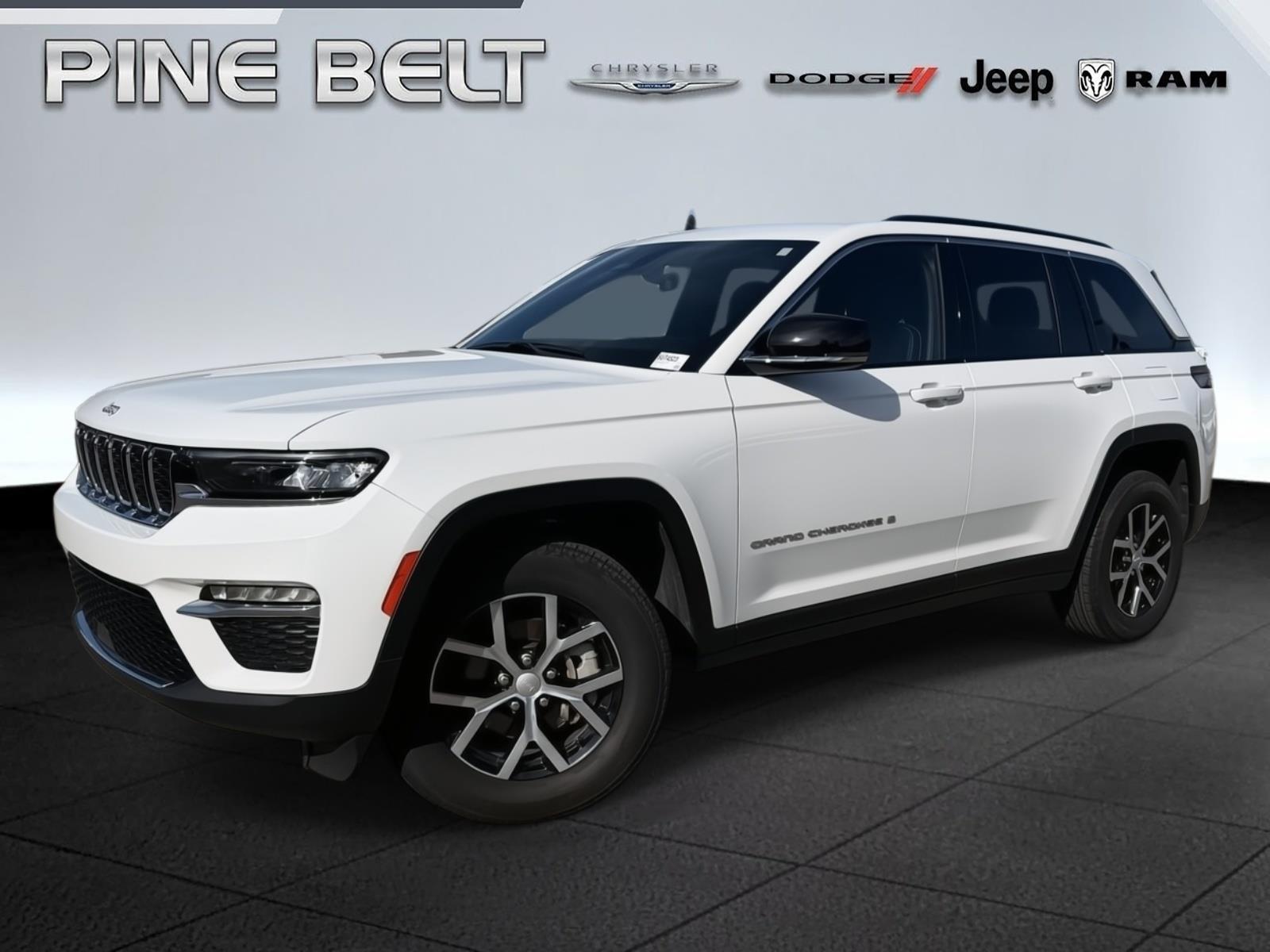 Bright White Clearcoat 2025 Jeep Grand Cherokee SUV / Crossover Four-Wheel Drive 8-Speed Automatic