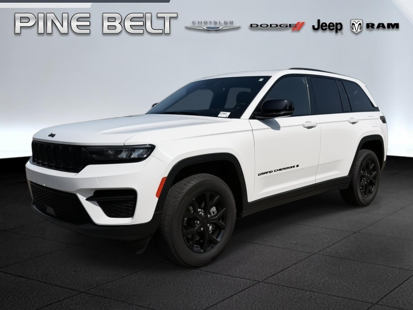 Bright White Clearcoat 2024 Jeep Grand Cherokee SUV / Crossover Four-Wheel Drive