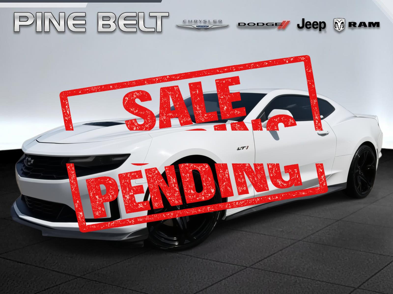 Summit White 2021 Chevrolet Camaro Coupe Rear-Wheel Drive 6-Speed Manual