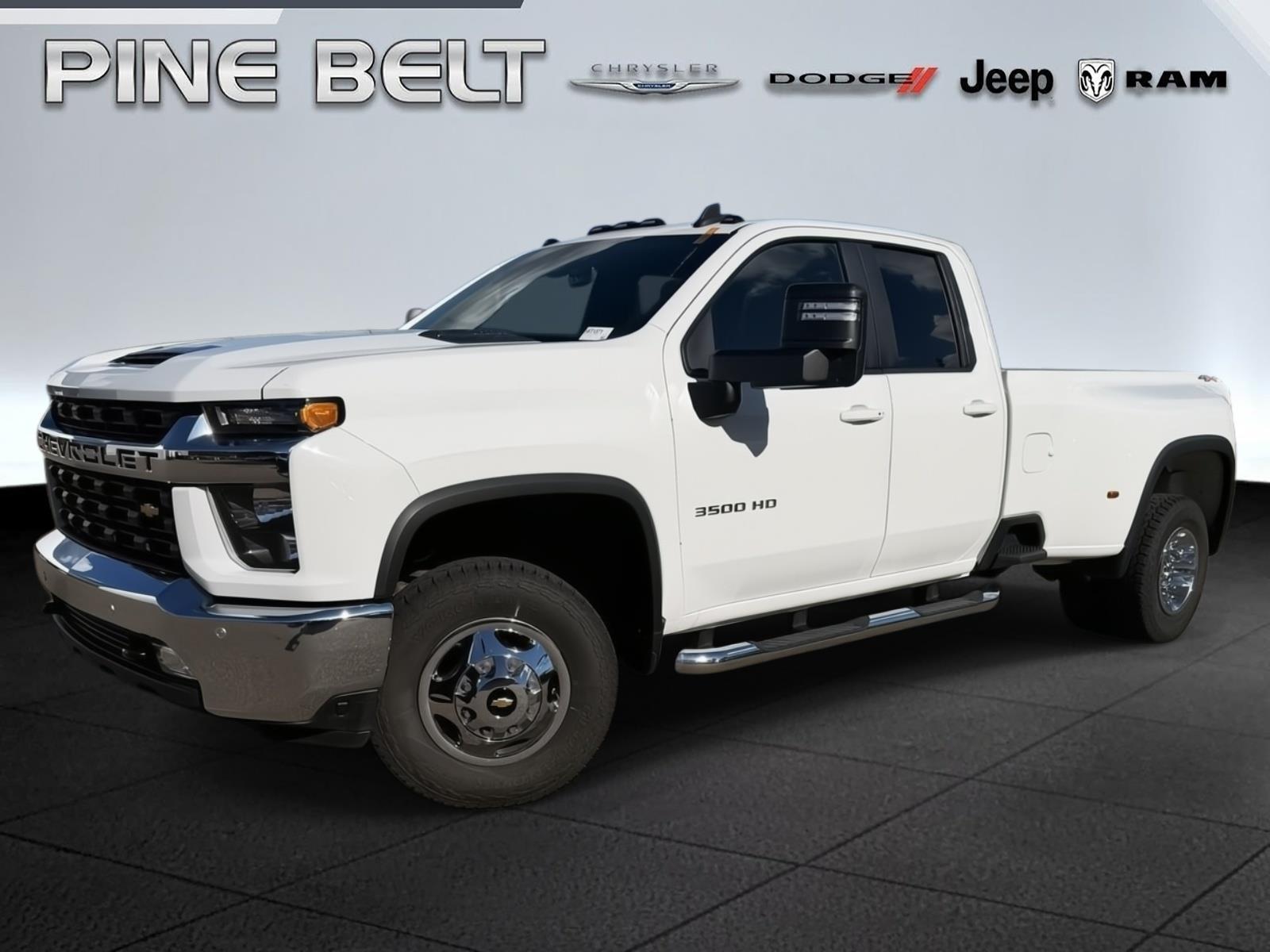 Summit White 2023 Chevrolet Silverado 3500HD Pickup Truck Four-Wheel Drive Automatic