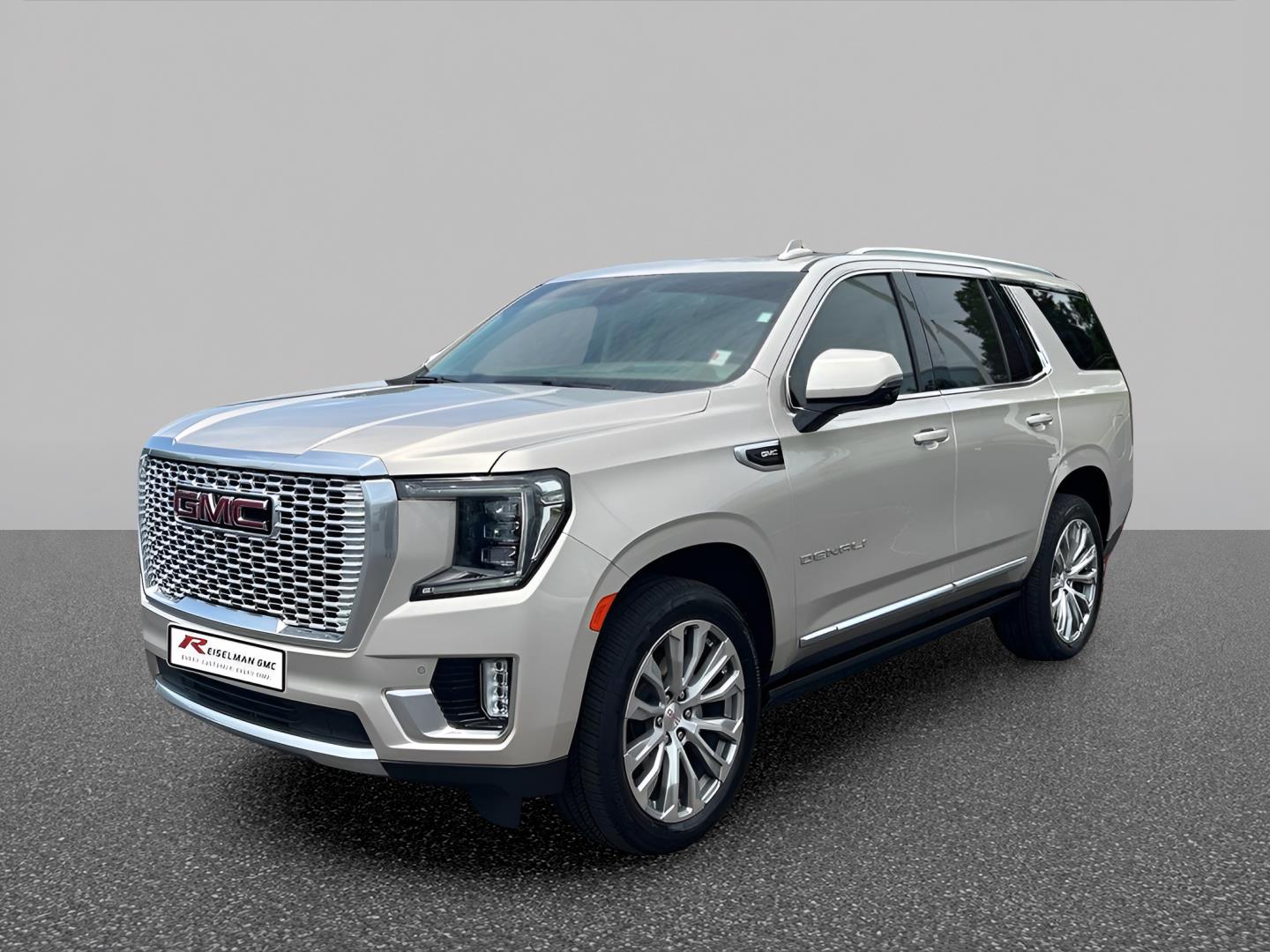 Brown (Pearl Beige Metallic) 2023 GMC Yukon SUV / Crossover Four-Wheel Drive Automatic