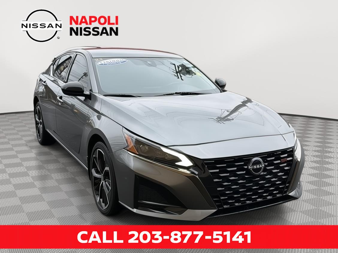 Gray (Gun Metallic) 2023 Nissan Altima 2.5 SR AWD Sedan All-Wheel Drive Continuously Variable Transmission