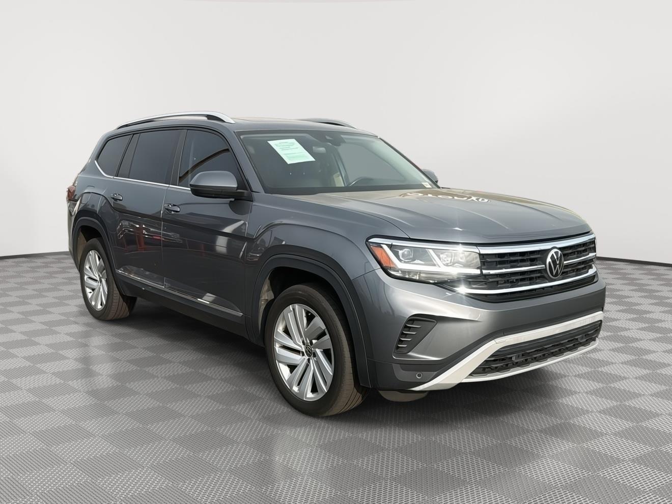 View vehicle photo 7