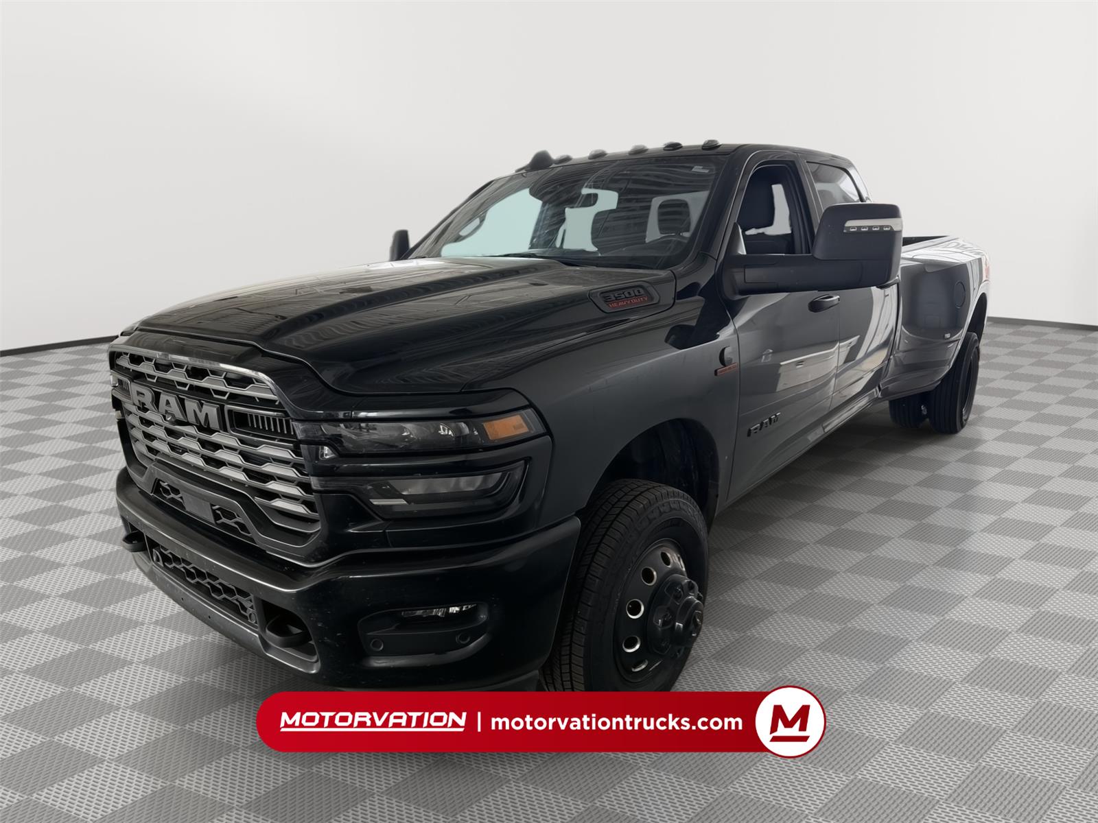 Diamond Black Crystal Pearlcoat 2025 RAM 3500 Big Horn Crew Cab LB DRW 4WD Pickup Truck Four-Wheel Drive 8-Speed Automatic