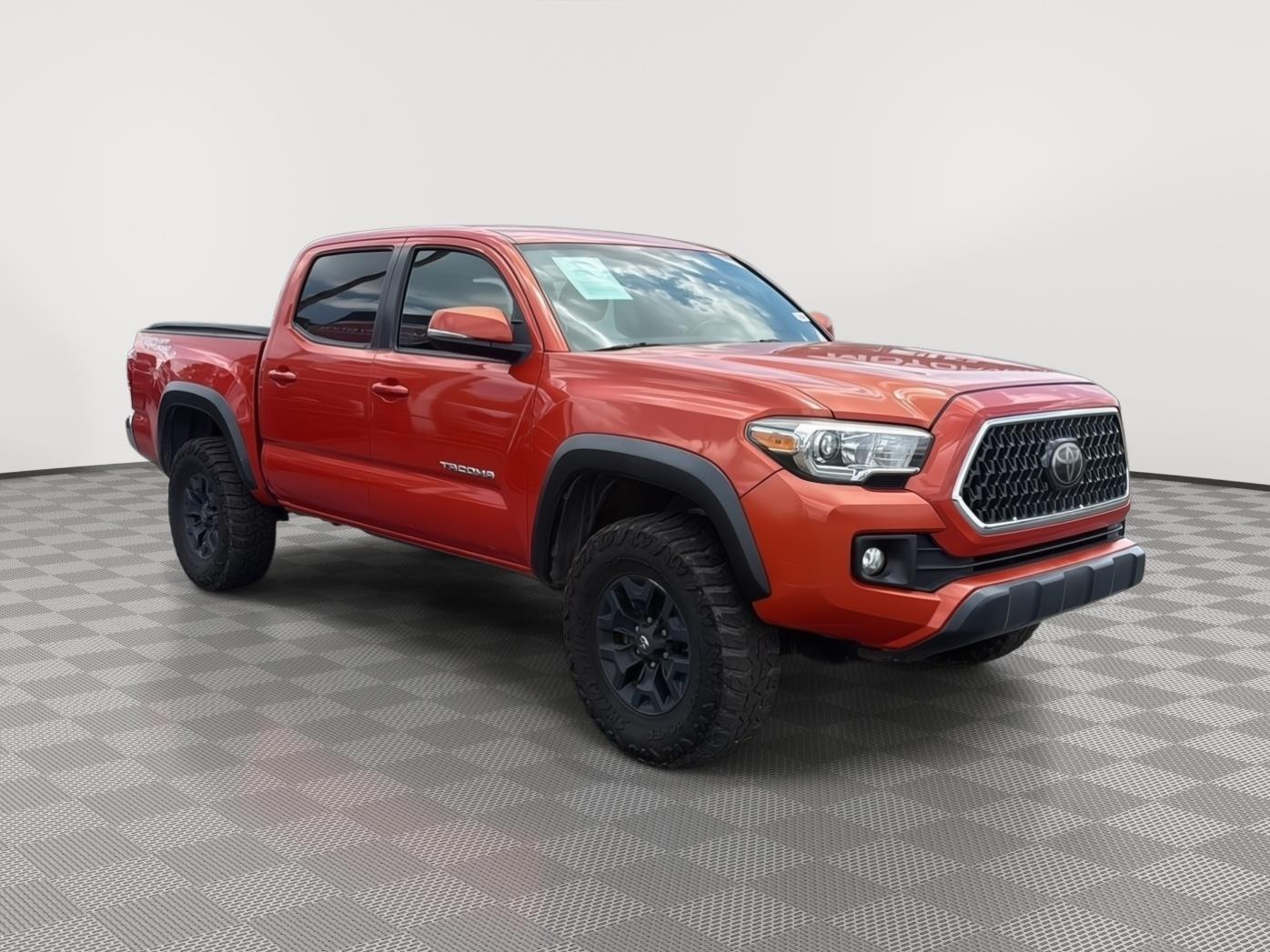 View vehicle photo 7