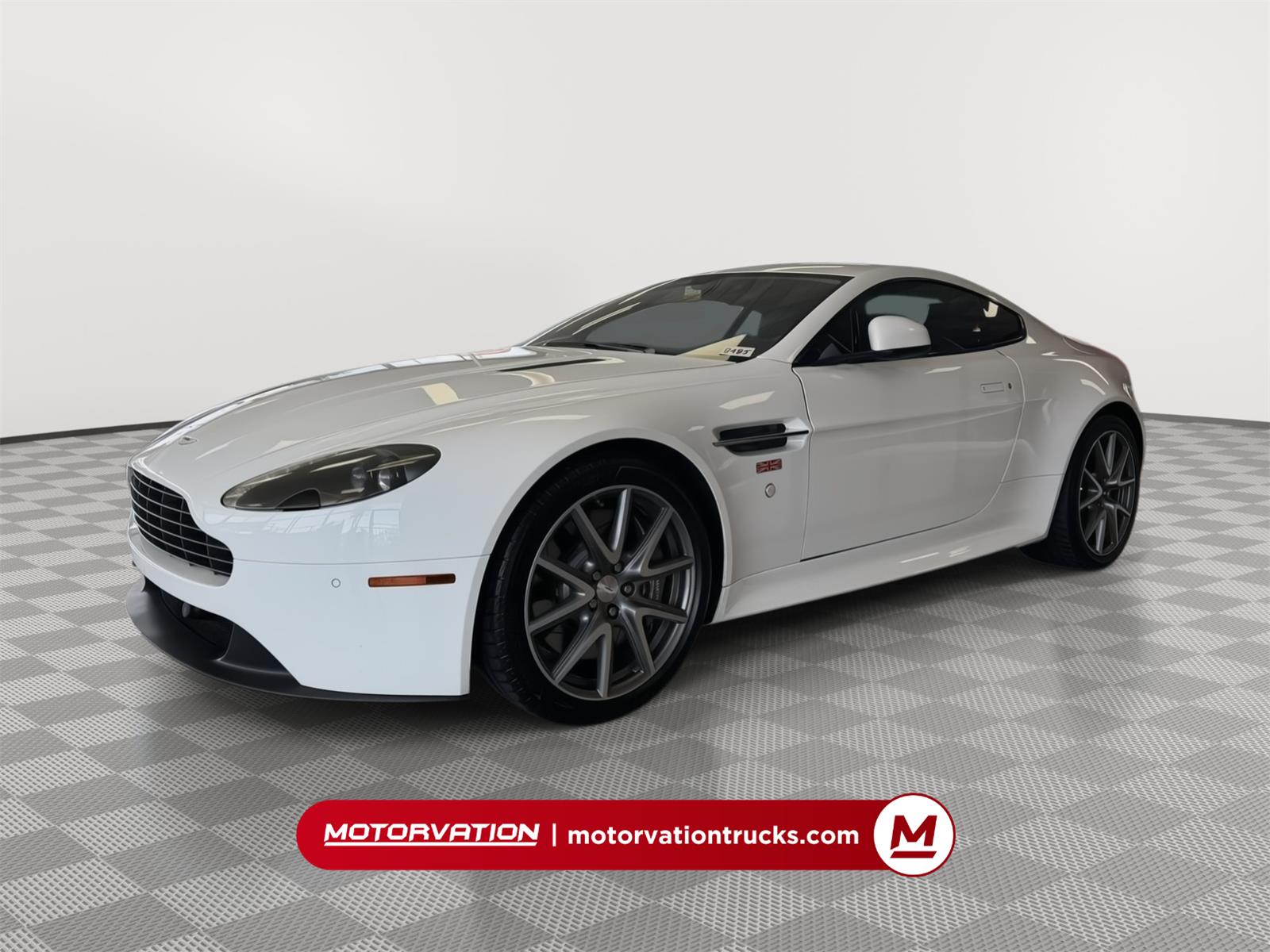 2015 Aston Martin V8 Vantage GT Coupe RWD