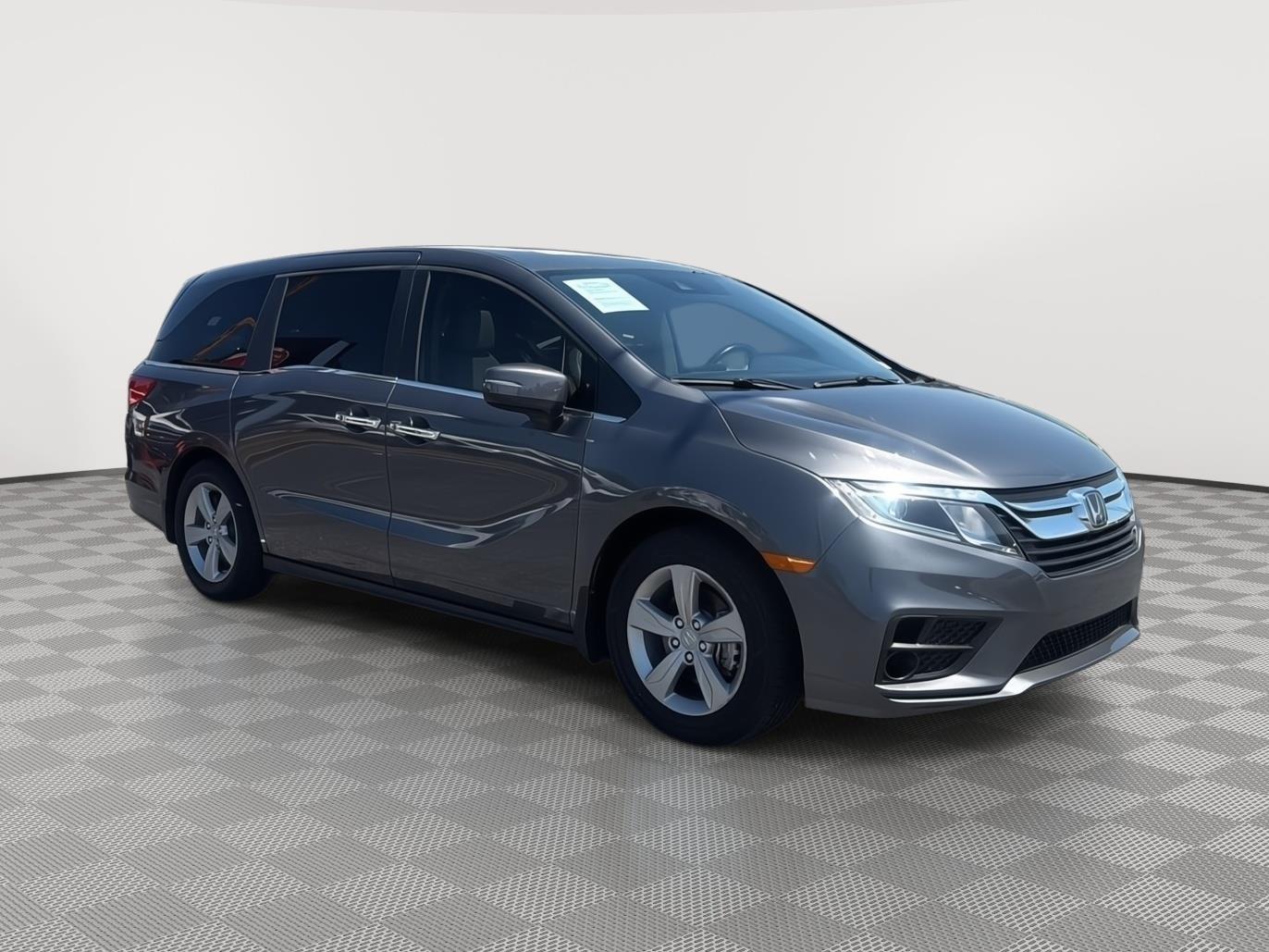 View vehicle photo 7