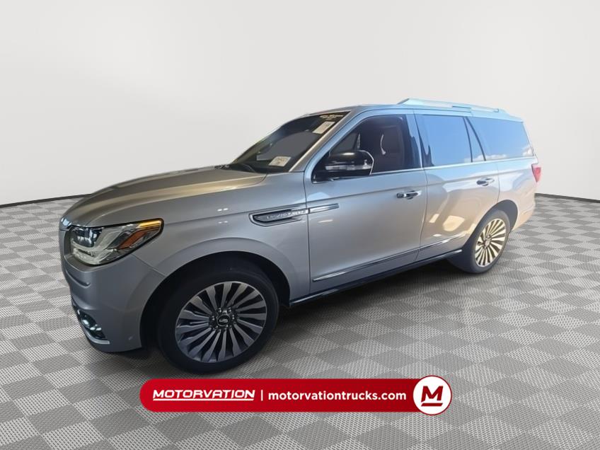 Ingot Silver Metallic 2019 Lincoln Navigator SUV / Crossover Four-Wheel Drive Automatic