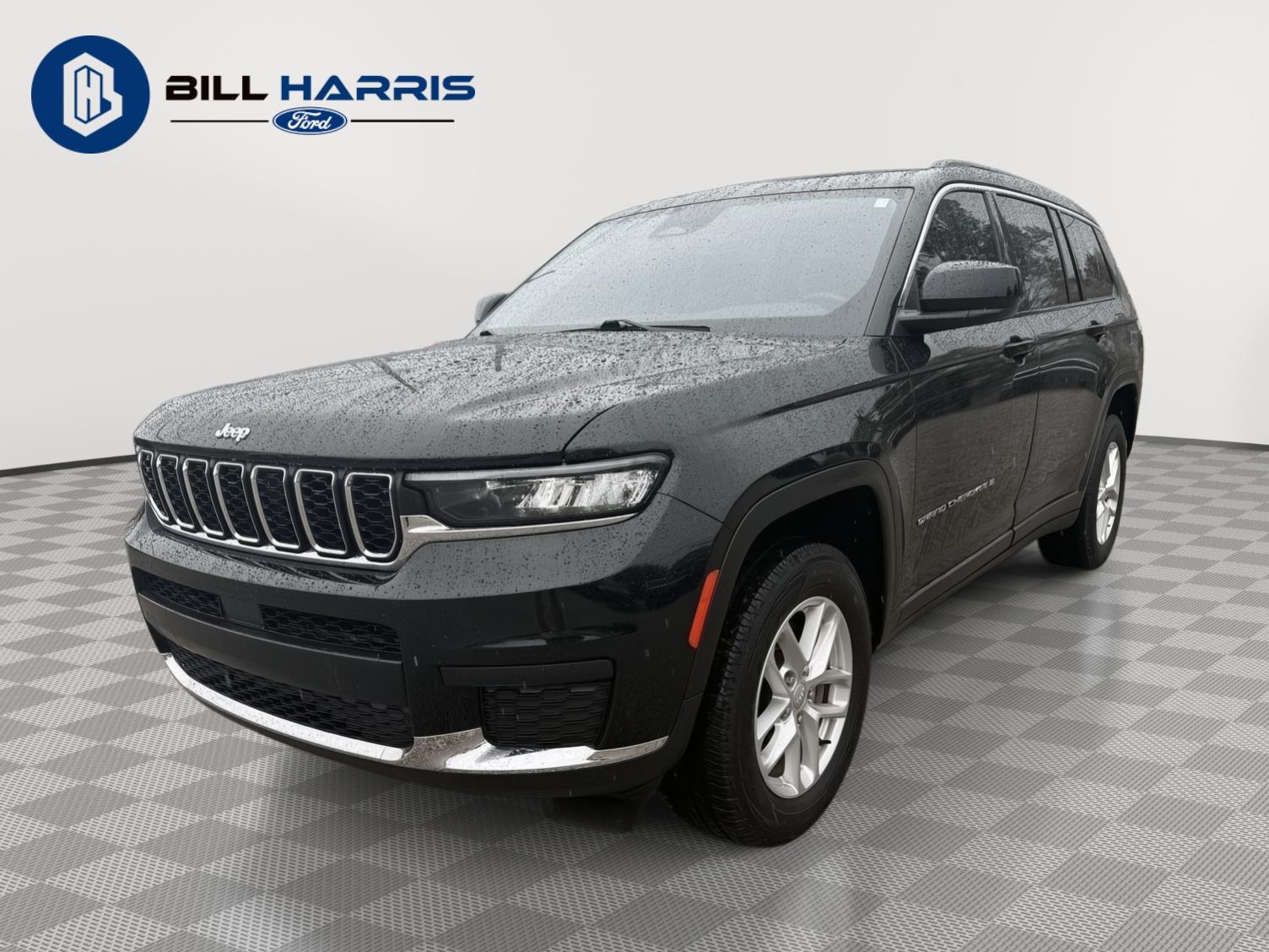Diamond Black Crystal Pearlcoat 2022 Jeep Grand Cherokee L Laredo 4WD SUV / Crossover Four-Wheel Drive 8-Speed Automatic