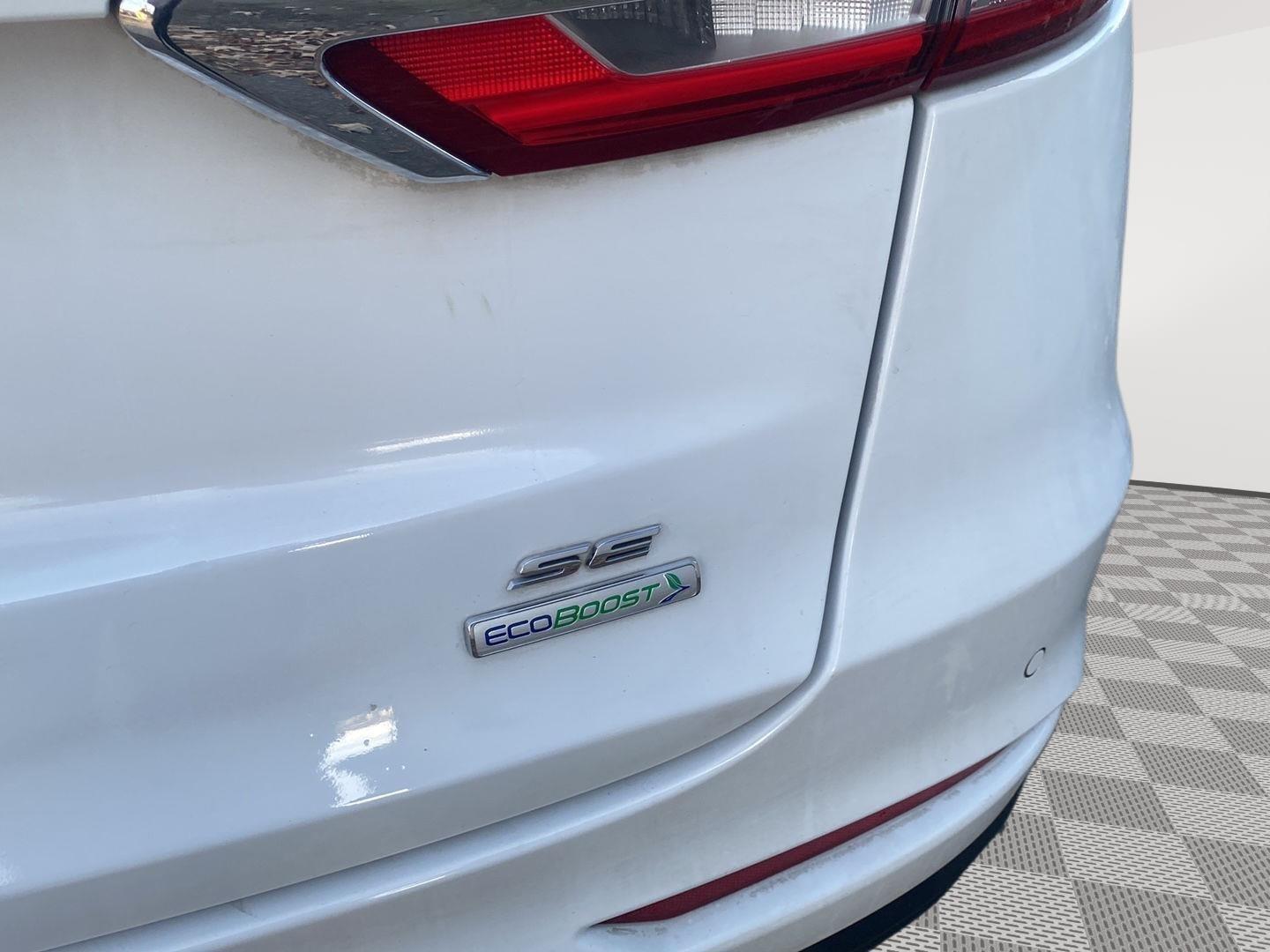 2019 Ford Fusion SE at Brad Windhams Used Cars