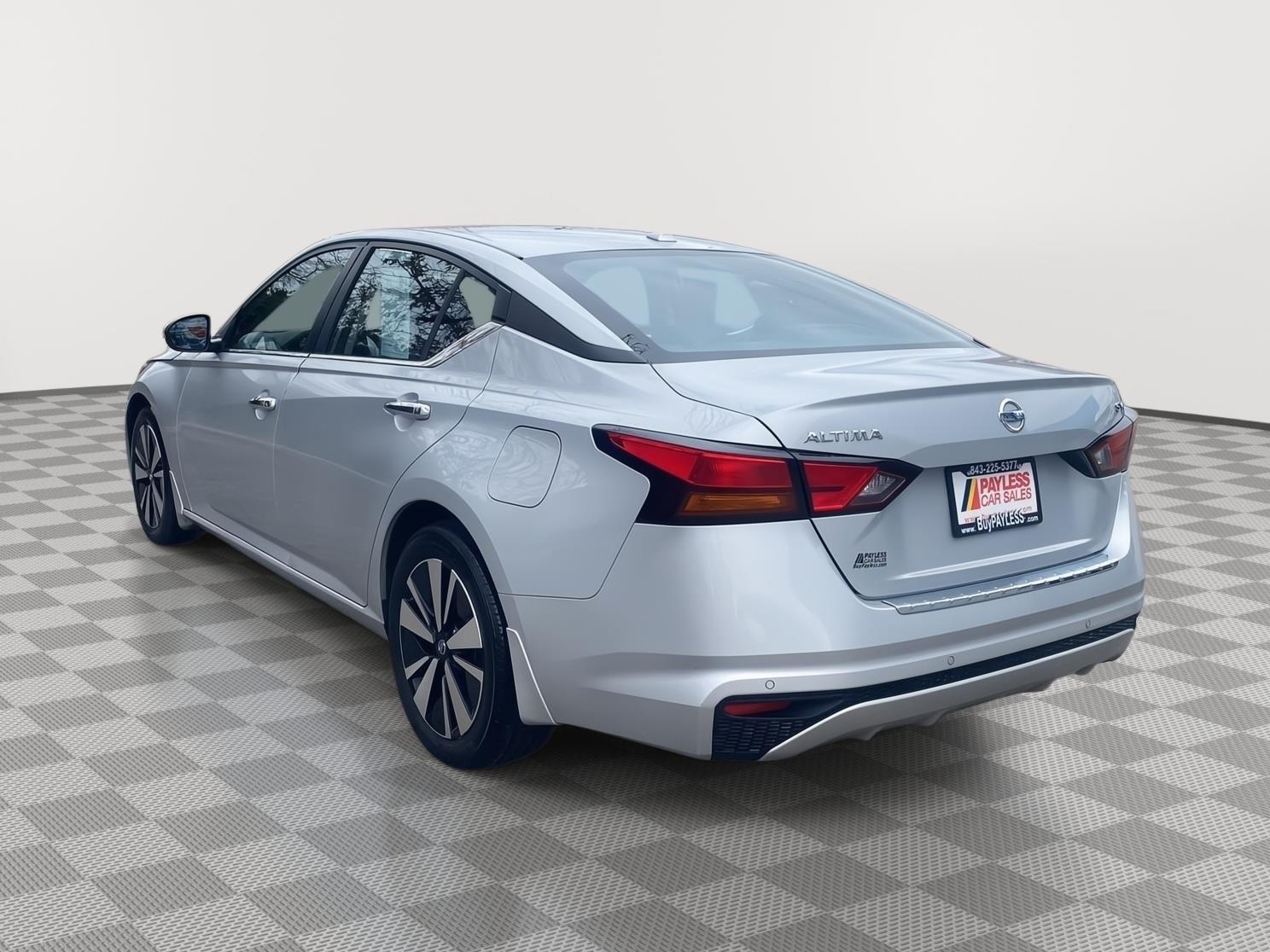 2022 Nissan Altima 2.5 SV - 9