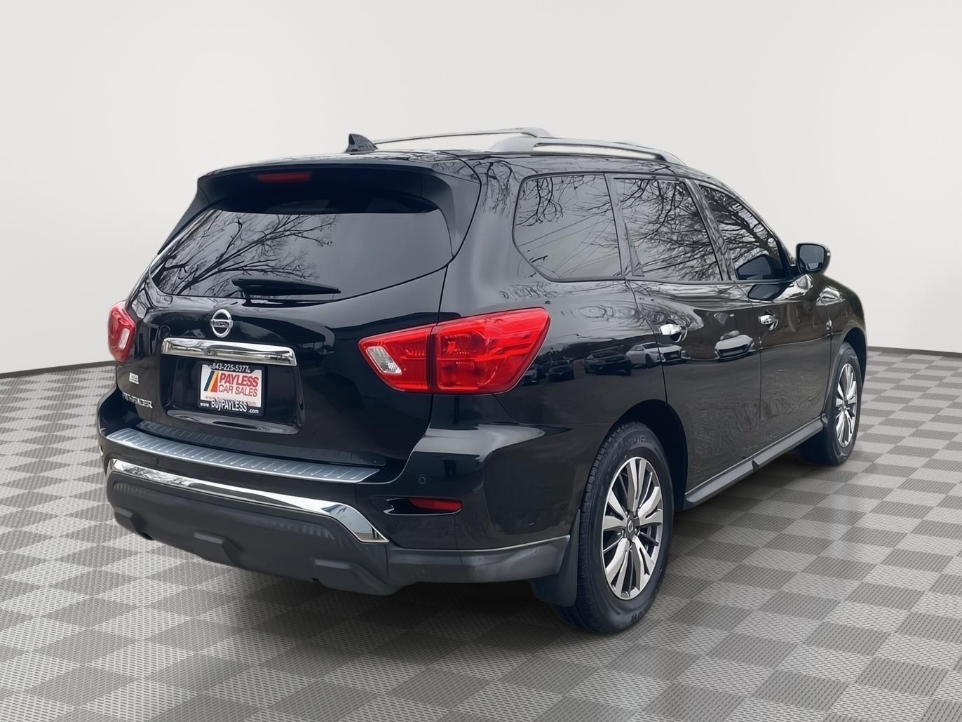 2020 Nissan Pathfinder S - 6