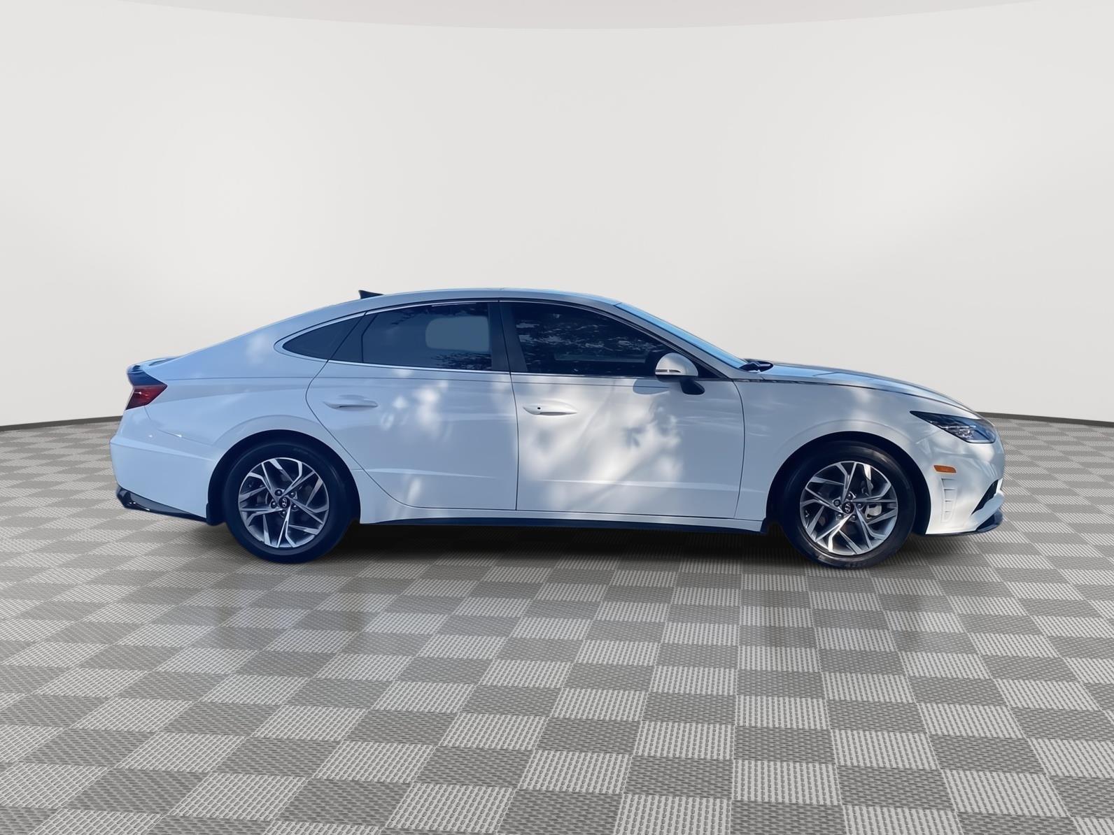 2023 Hyundai Sonata SEL - 5