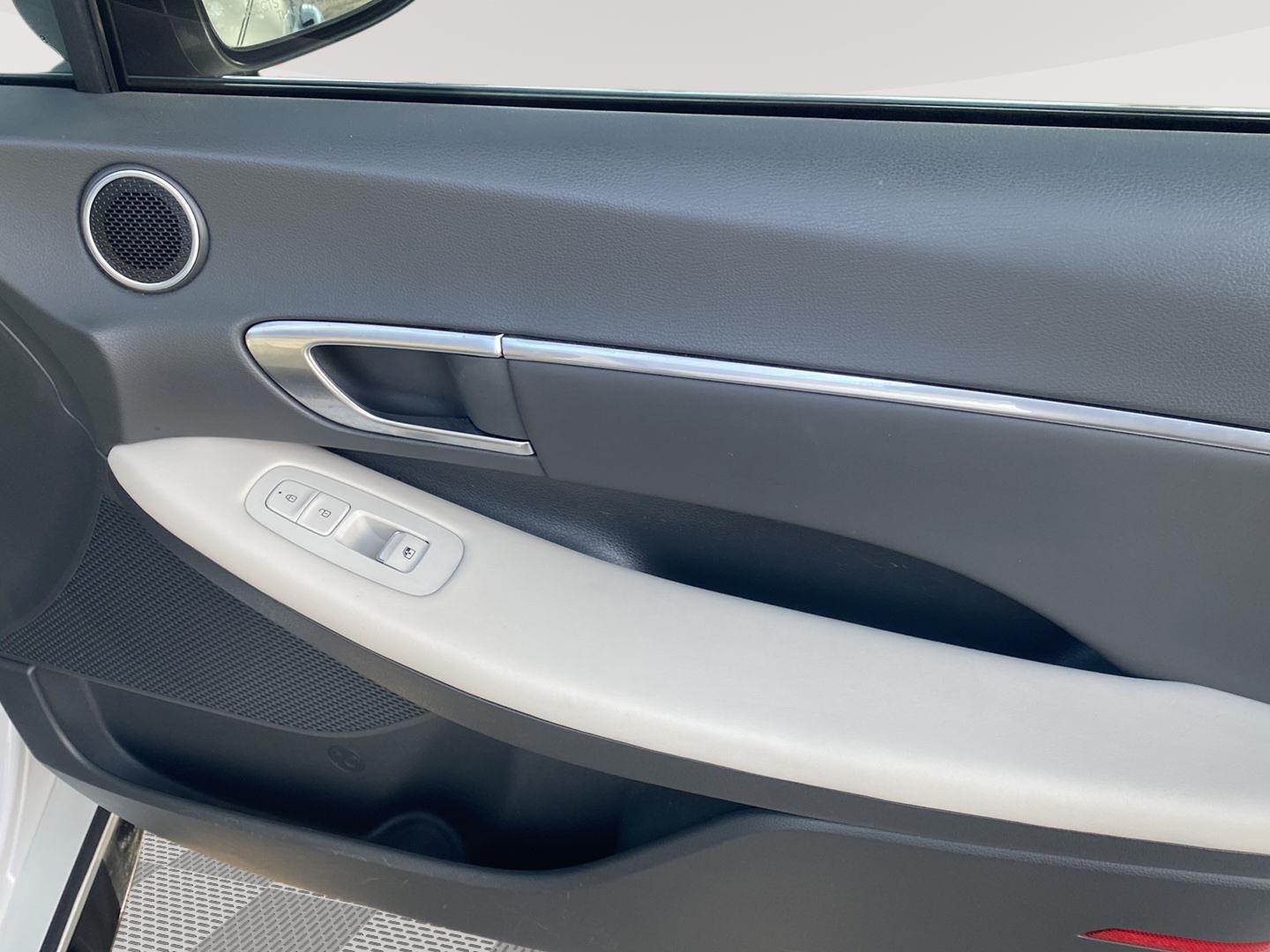 2023 Hyundai Sonata SEL at Burns Kia