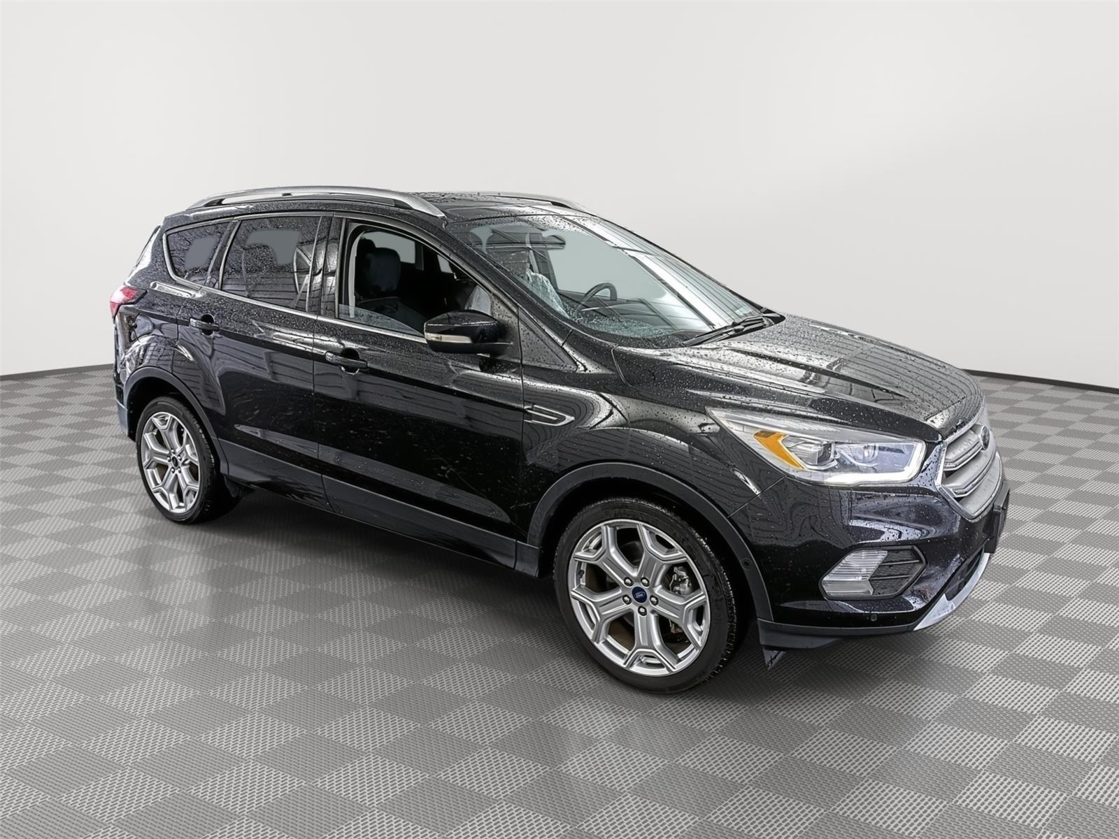 2019 Ford Escape Titanium FWD