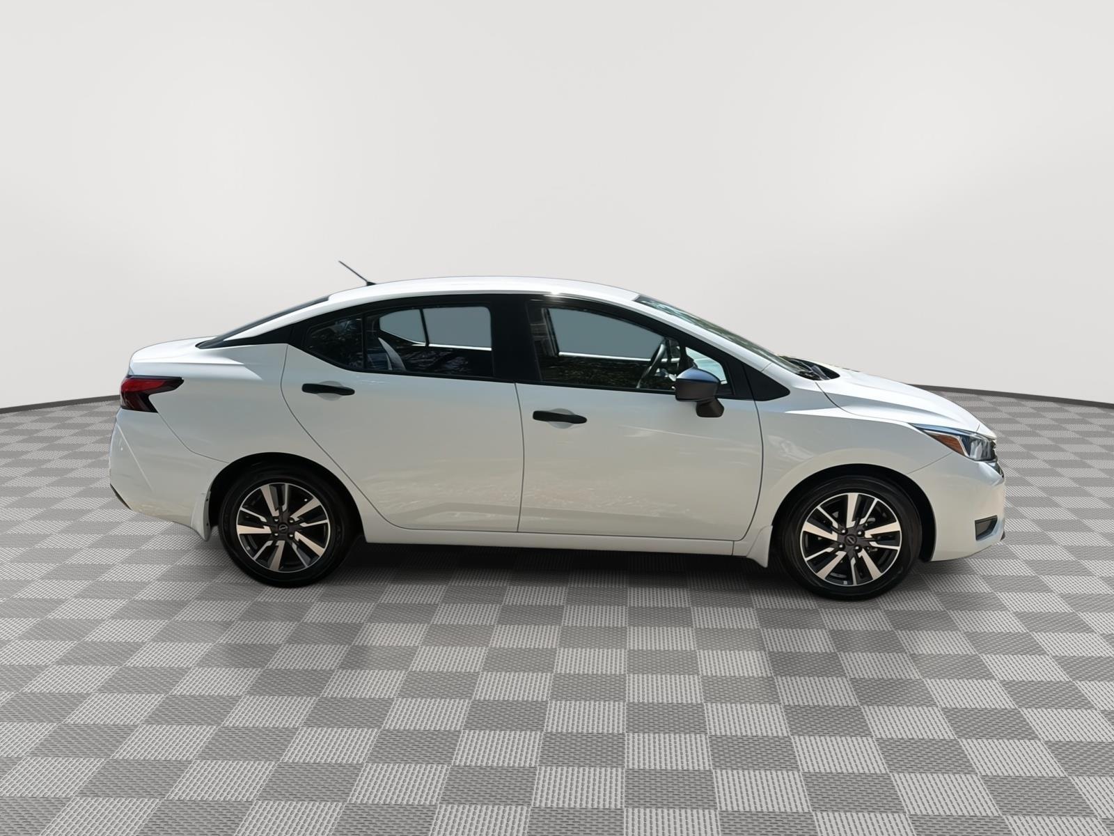 2024 Nissan Versa S - 4