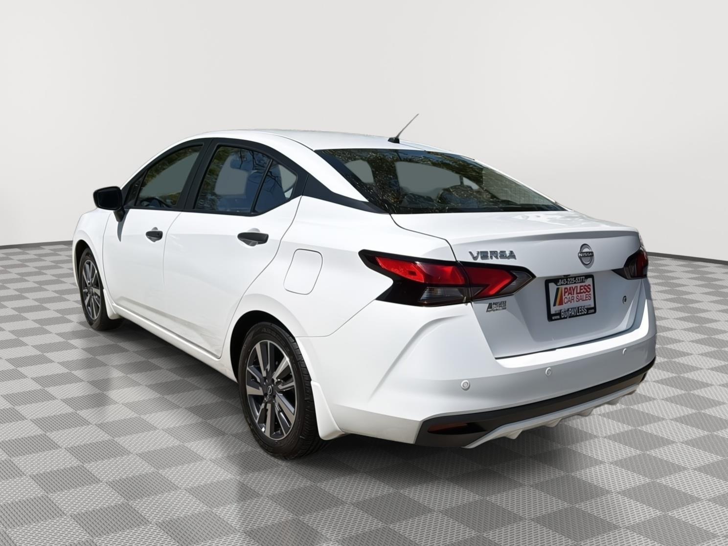 2024 Nissan Versa S - 9