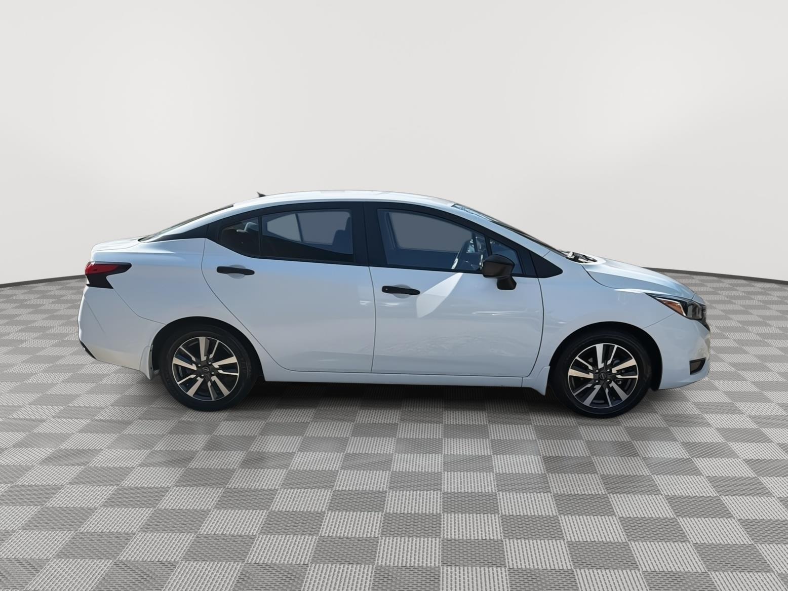 2024 Nissan Versa S - 4