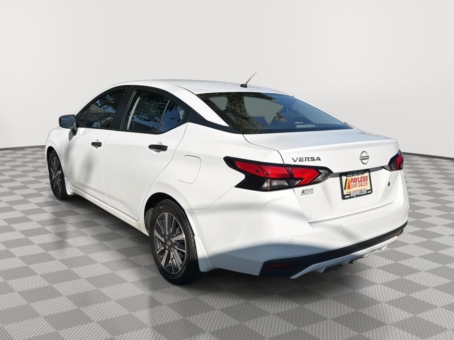 2024 Nissan Versa S - 9