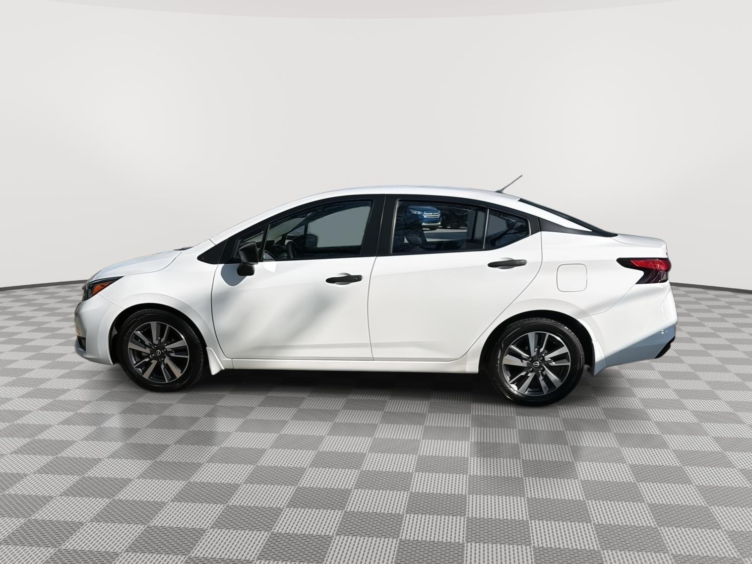 2024 Nissan Versa S - 10