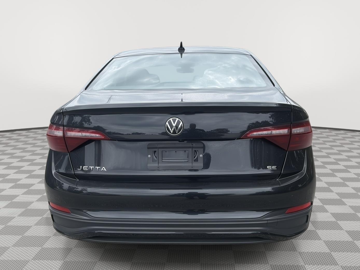 2024 Volkswagen Jetta SE at Burns Honda