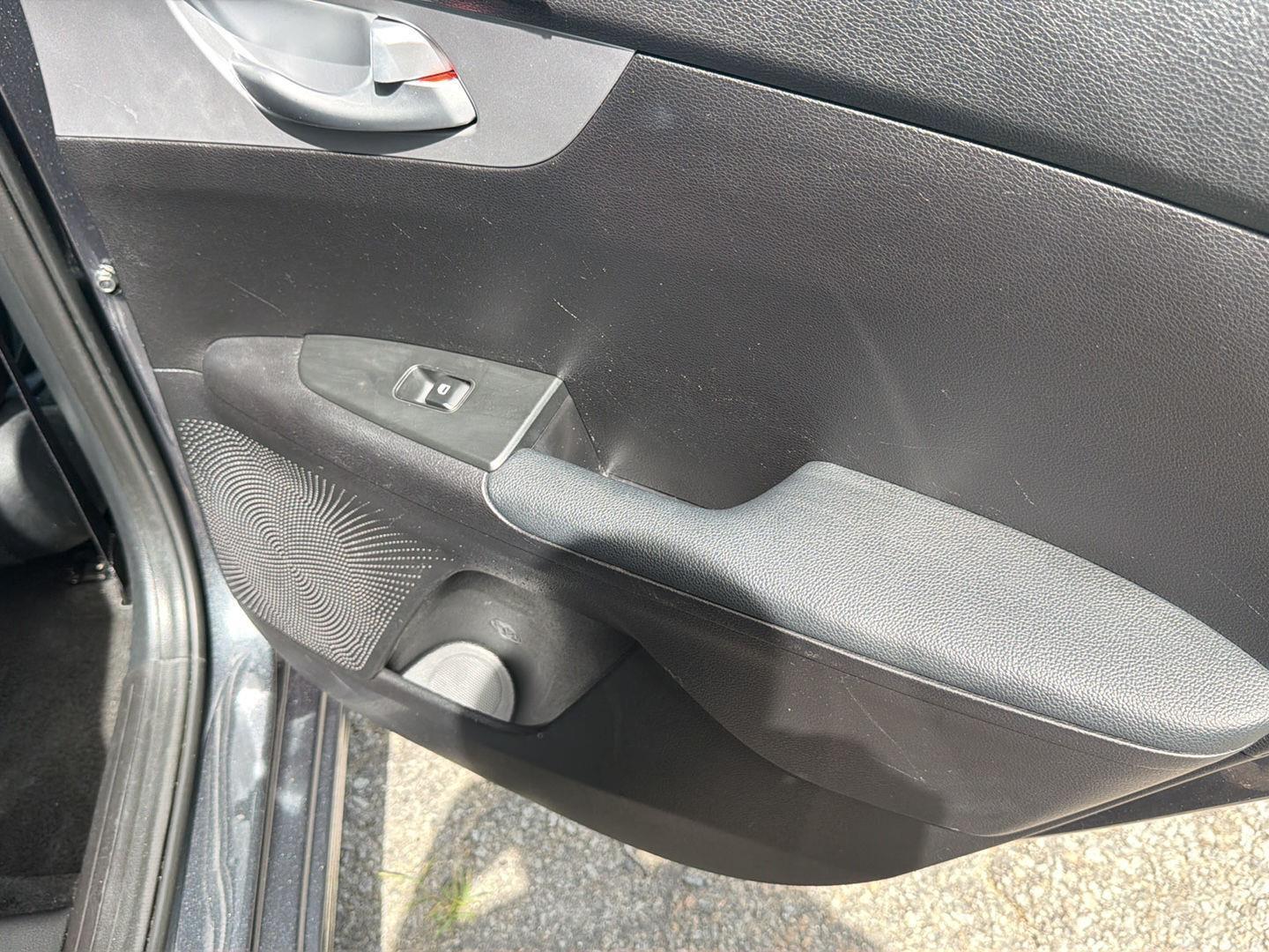 2023 Kia Forte LXS at Burns Honda