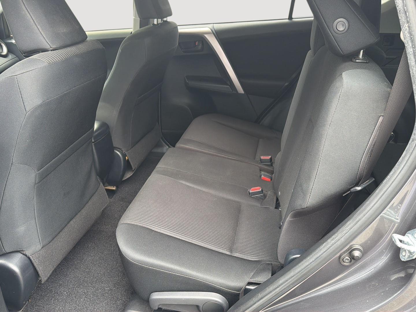 2018 Toyota RAV4 LE at Low Country Motors