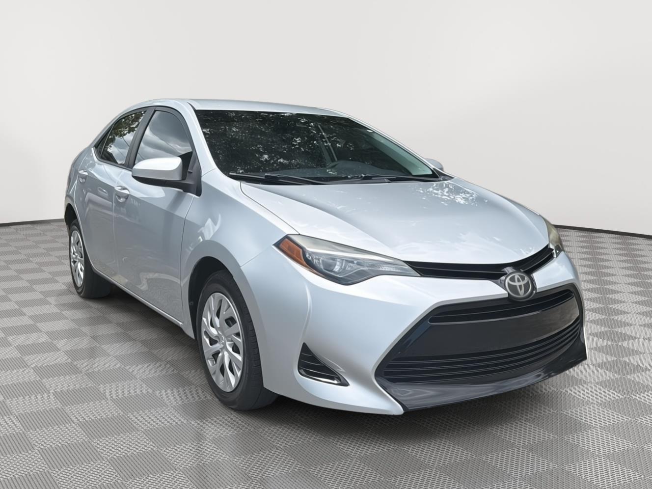 Classic Silver Metallic 2018 Toyota Corolla Sedan Front-Wheel Drive Continuously Variable Transmission