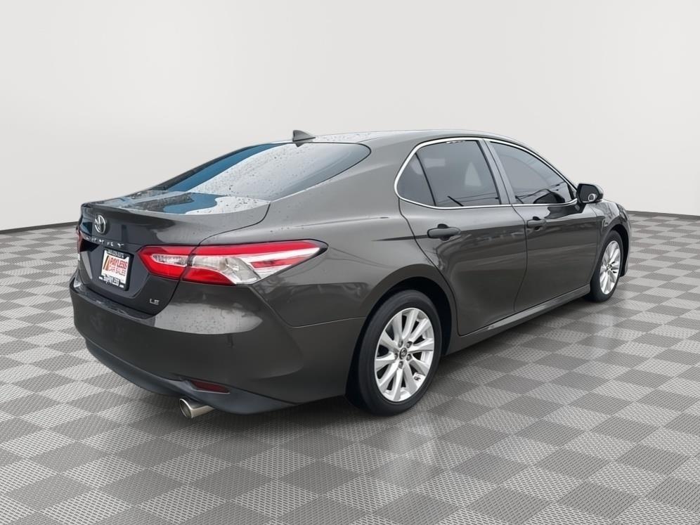 2018 Toyota Camry LE - 7