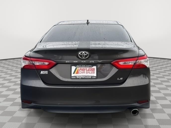 2018 Toyota Camry LE - 8