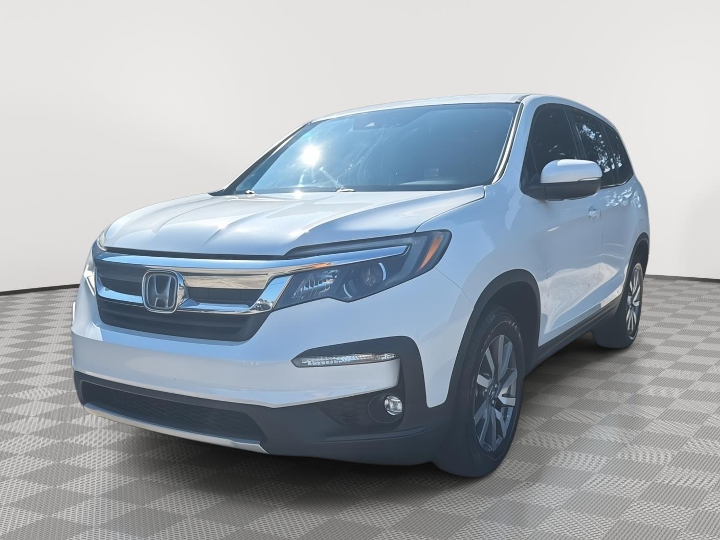 Platinum White Pearl 2021 Honda Pilot SUV / Crossover Front-Wheel Drive Automatic