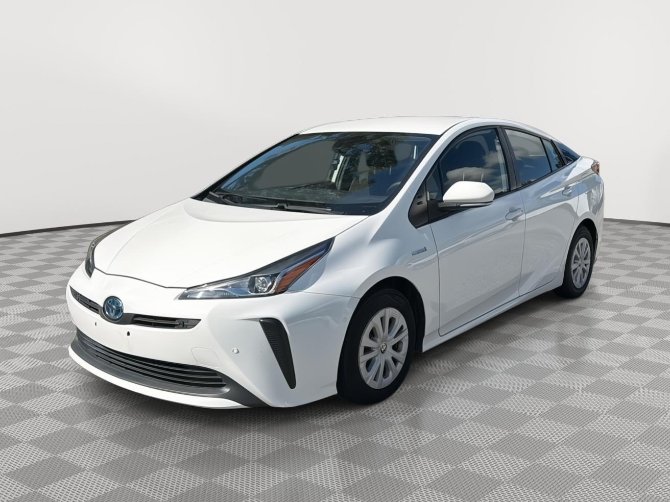 White 2022 Toyota Prius Hatchback Front-Wheel Drive Automatic