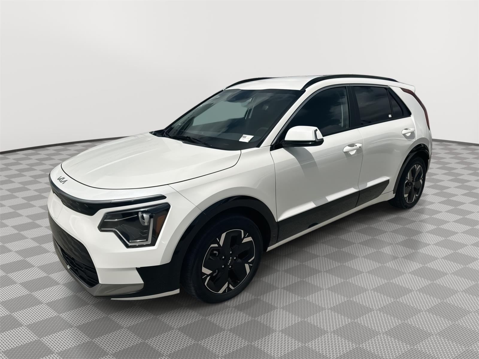 Snow White Pearl 2024 Kia Niro EV SUV / Crossover Front-Wheel Drive Automatic