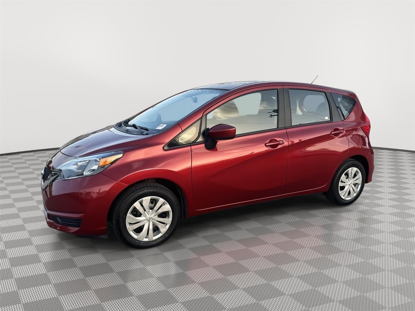 Deep Blue Pearl Metallic 2019 Nissan Versa Note Hatchback Front-Wheel Drive Continuously Variable Transmission