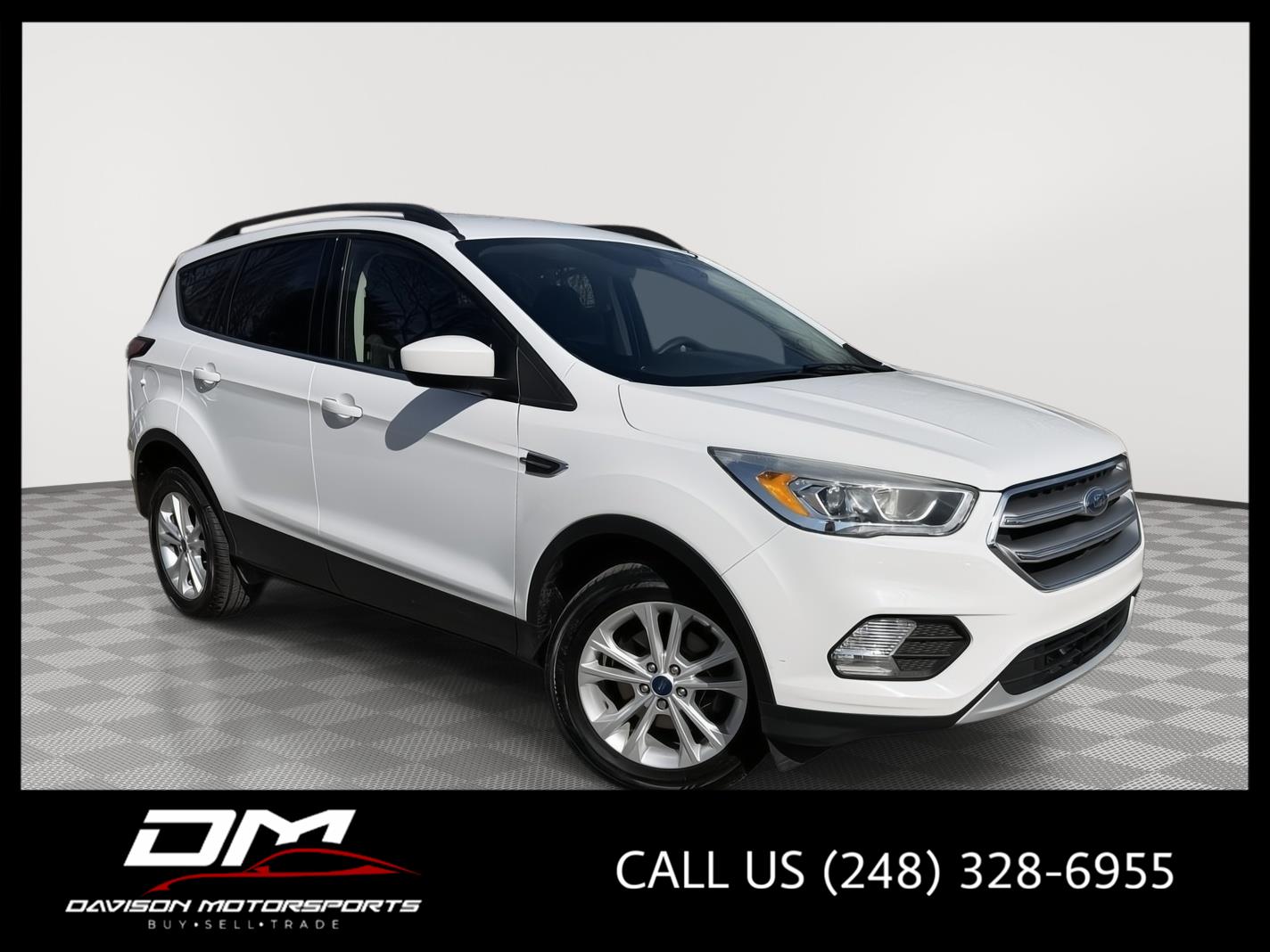 Oxford White 2017 Ford Escape SE FWD SUV / Crossover Front-Wheel Drive 6-Speed Automatic