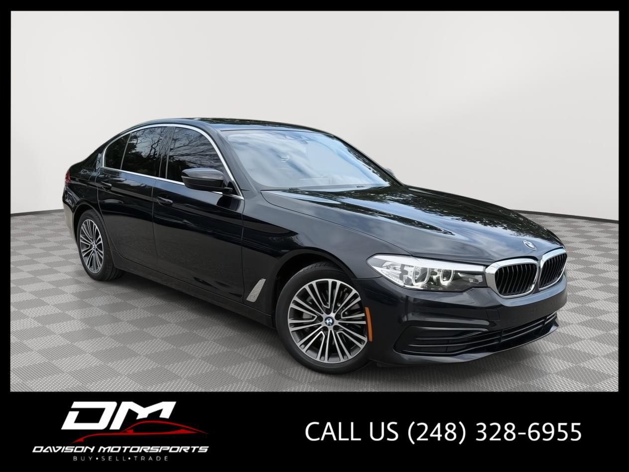 Black Sapphire Metallic 2019 BMW 5 Series Sedan All-Wheel Drive Automatic
