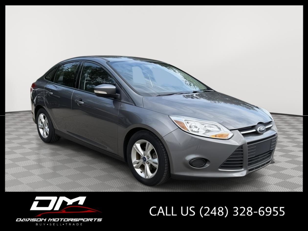 2014 Ford Focus Sedan Front-Wheel Drive 5-Speed Manual