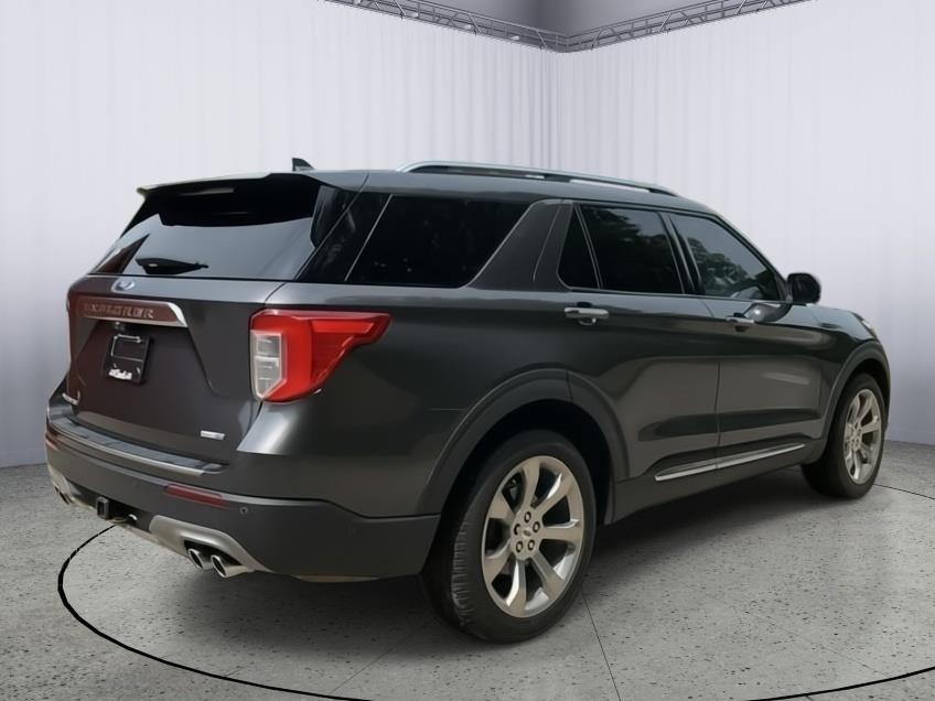 2020 Ford Explorer Platinum photo 4