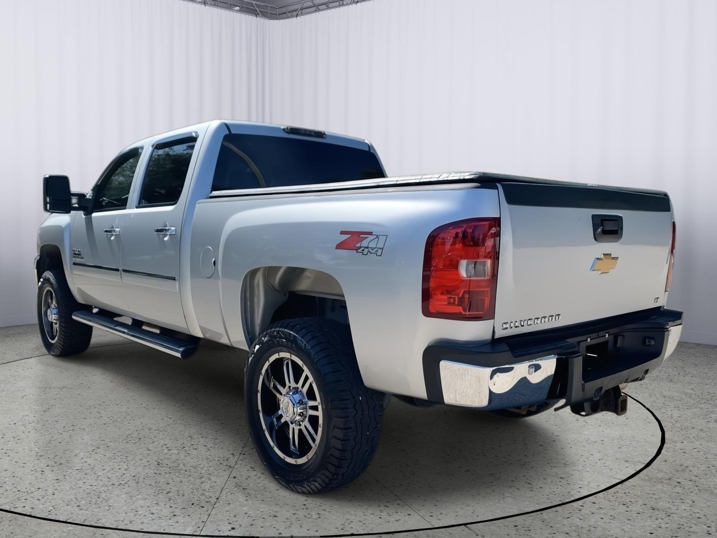 2013 Chevrolet Silverado 2500HD LT photo 8