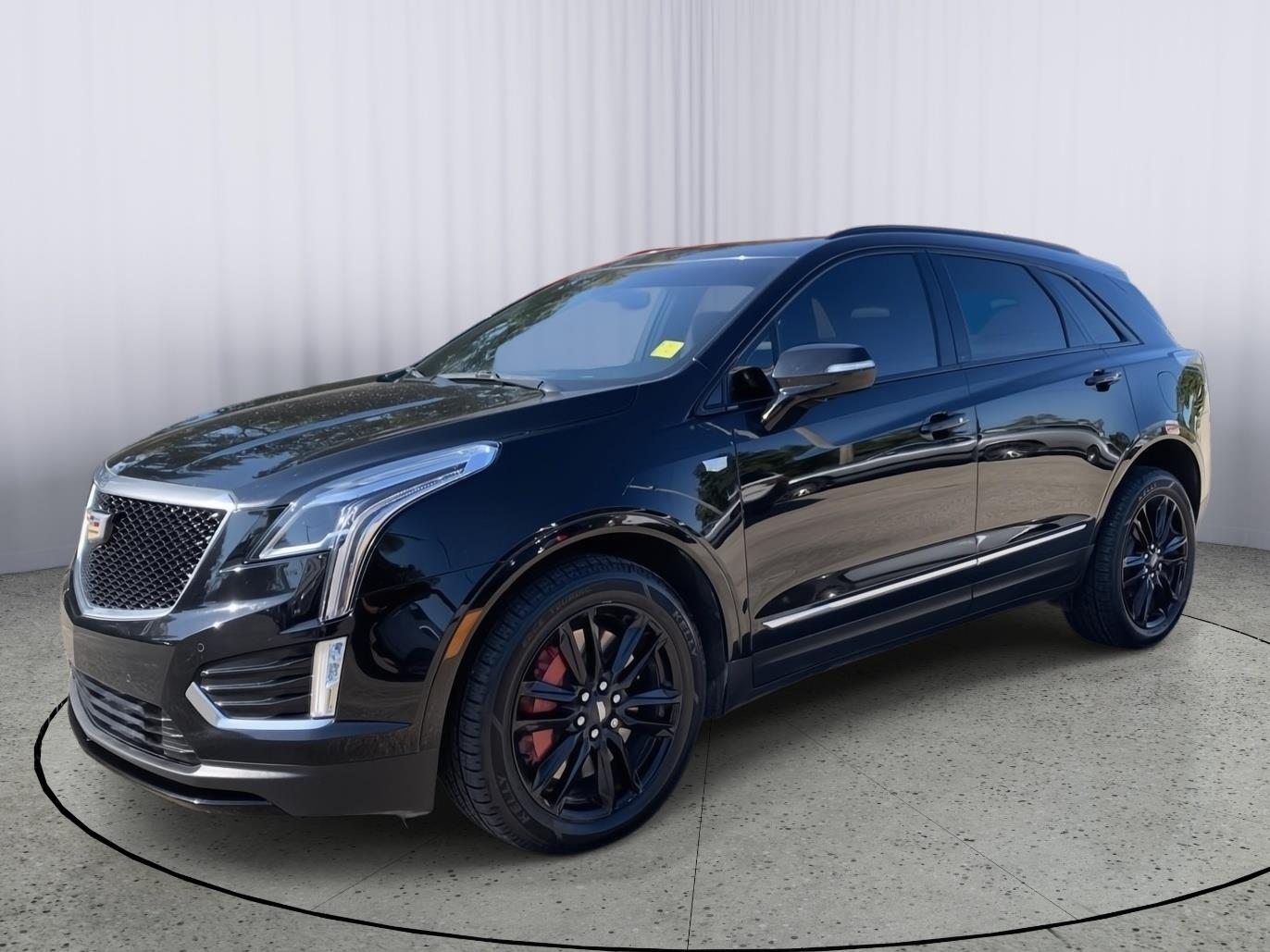 2022 Cadillac XT5 Sport photo 3