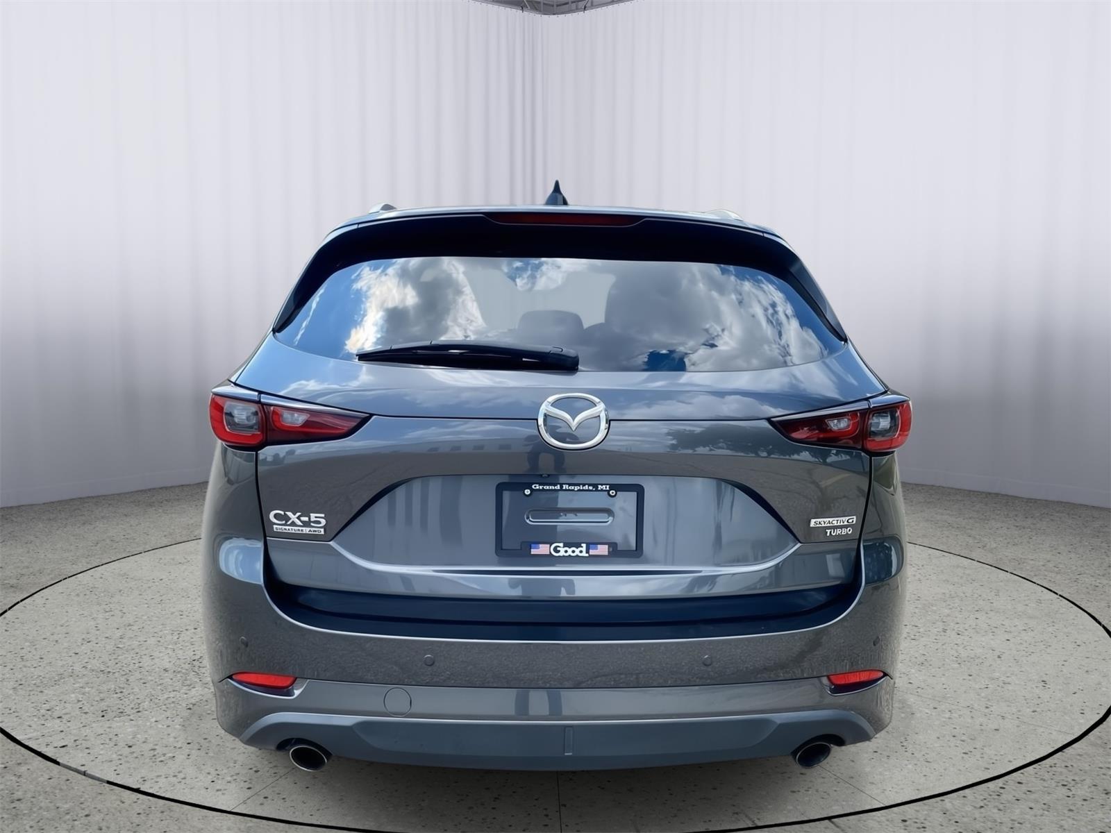 2022 Mazda CX-5 2.5 Turbo Signature photo 5
